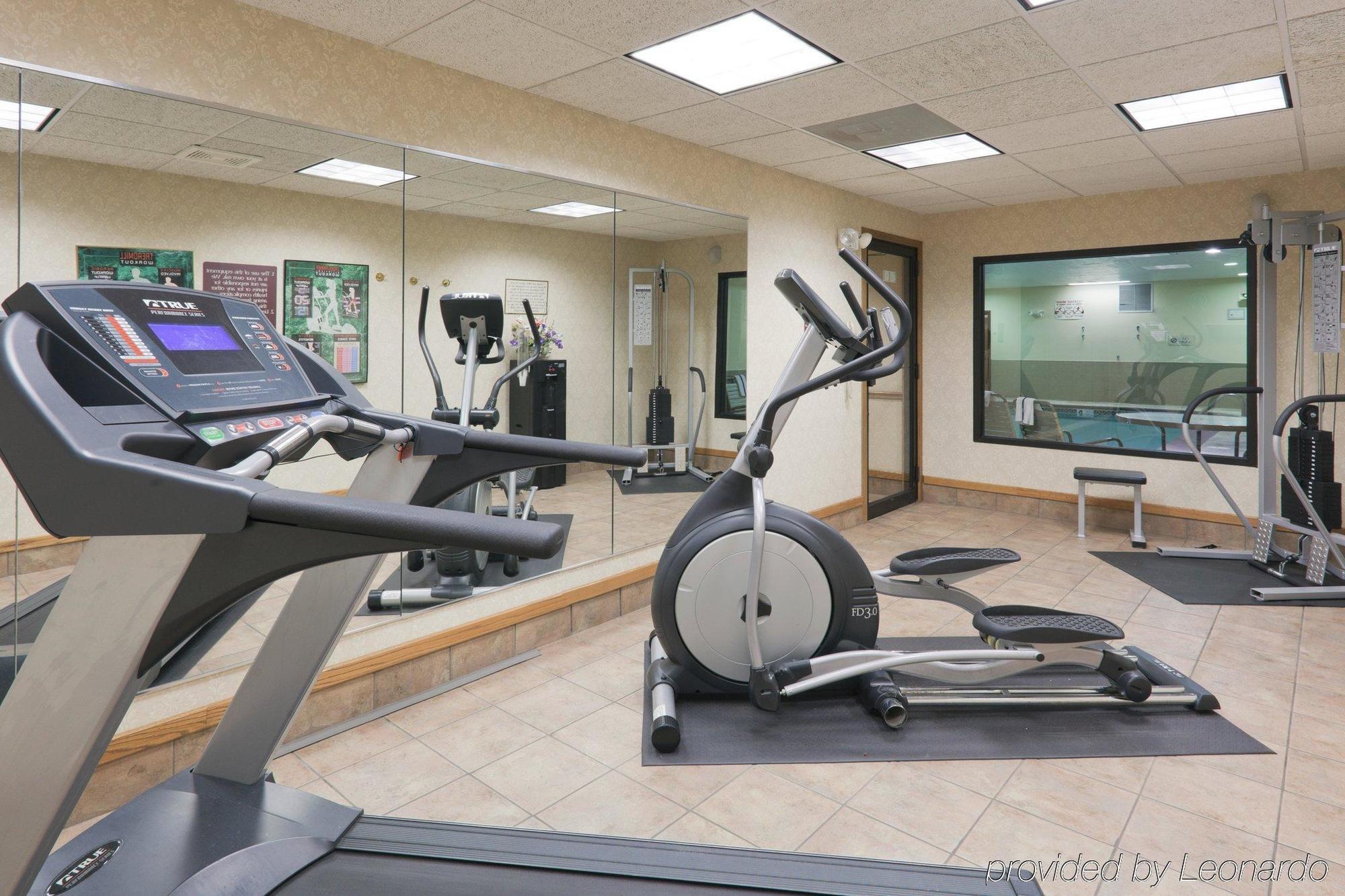 Baymont By Wyndham Portage Hotel Facilities photo